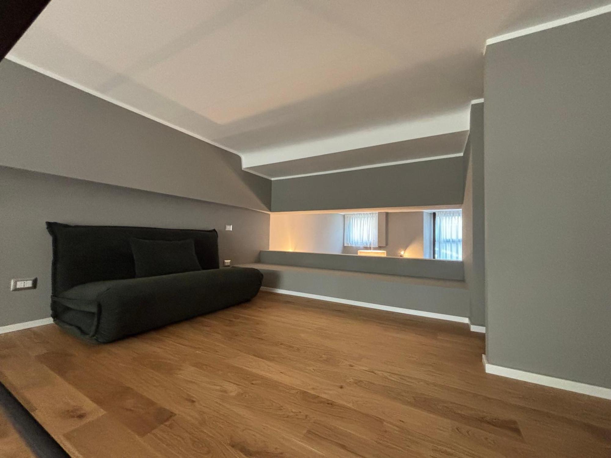Apartment Hozyhome Design Loft In Via Cermenate
